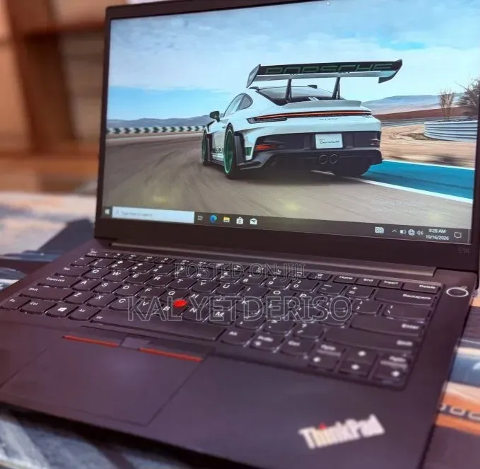 New Laptop Lenovo ThinkPad T14 8GB Intel Core i5 SSD 256GB