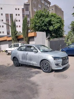 Suzuki Dzire 2025 Silver