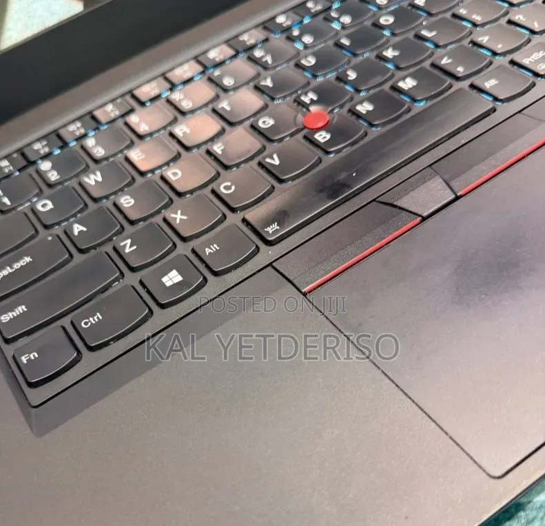 New Laptop Lenovo ThinkPad T490s 16GB Intel Core i5 SSD 256GB