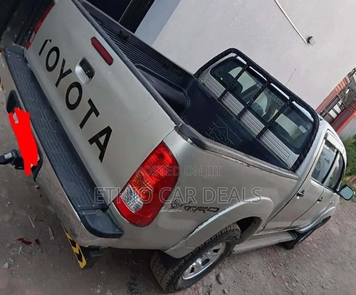 Toyota Hilux 2.5 Cab 2005 Silver