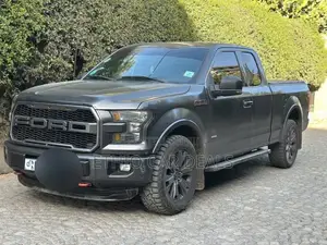 Ford F-150 2018 Black