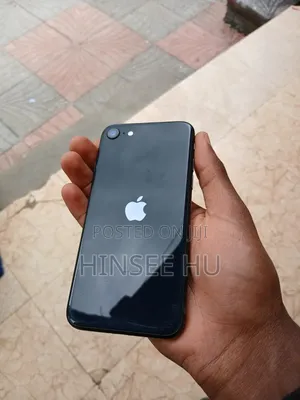 Apple iPhone SE (2022) 64 GB Black