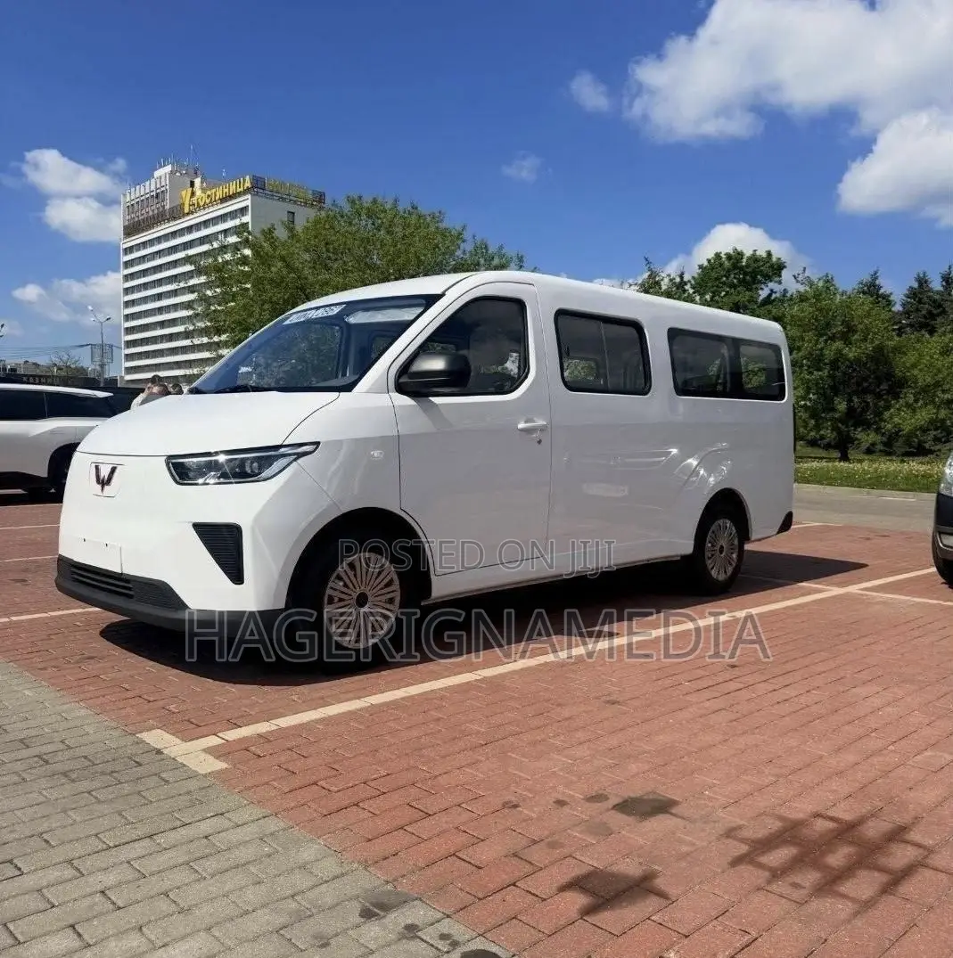 New Wuling Hongguang S 2025 White