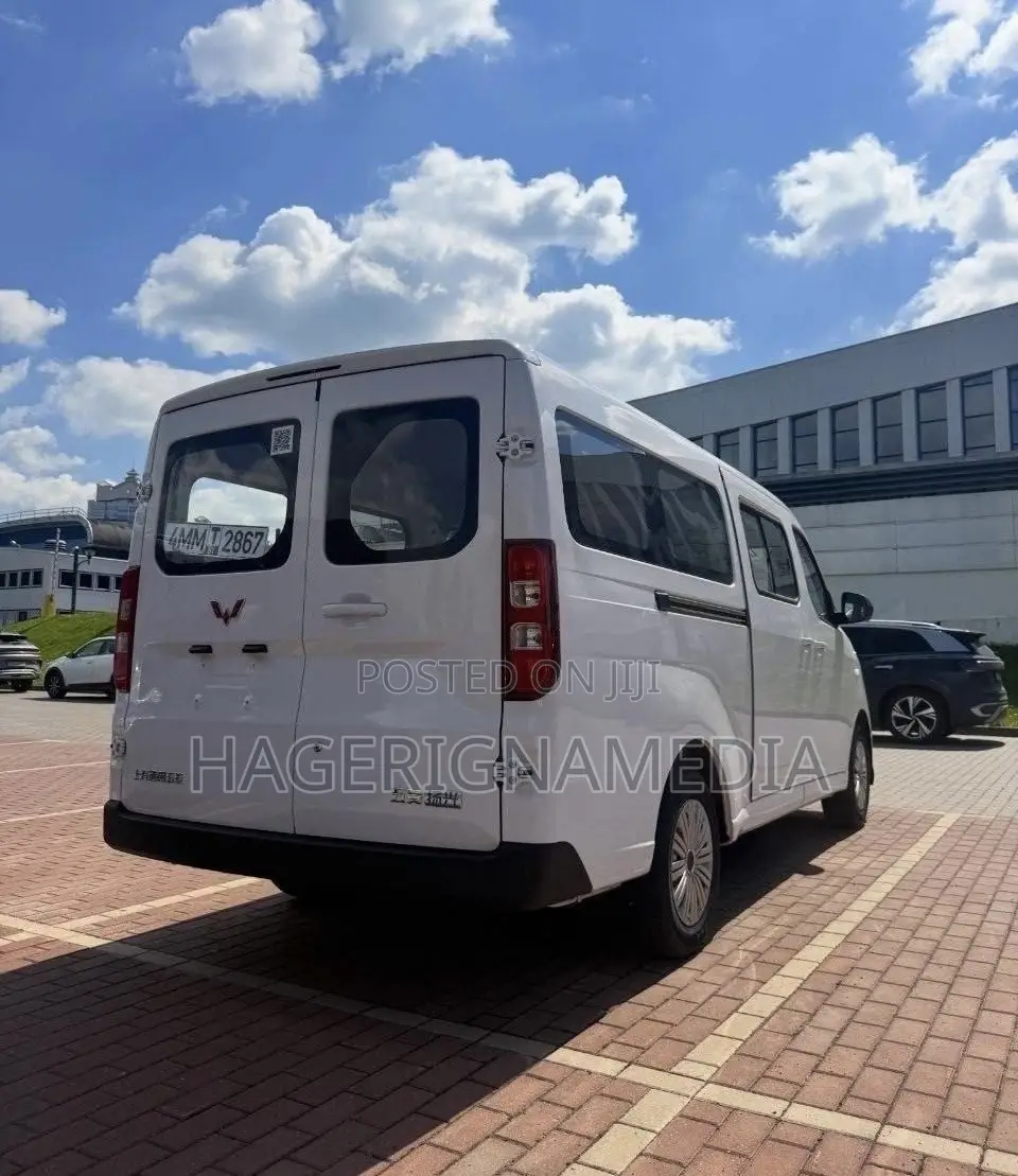 New Wuling Hongguang S 2025 White