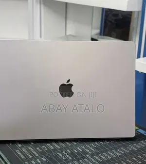 New Laptop Apple MacBook Pro 2021 M1 16GB Apple M1 Pro SSD 512GB