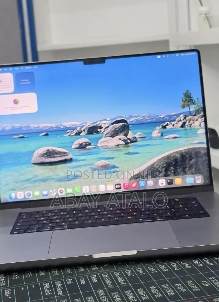 New Laptop Apple MacBook Pro 2021 M1 16GB Apple M1 Pro SSD 512GB