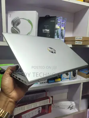 New Laptop HP EliteBook 830 8GB Intel Core i5 SSD 512GB