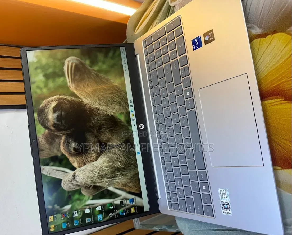 New Laptop HP Stream Notebook 16GB Intel Core i7 SSD 1T
