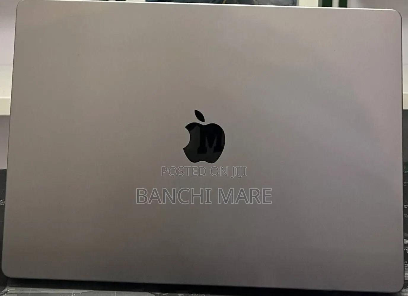 New Laptop Apple MacBook Pro 2021 M1 16GB Apple M1 SSD 512GB