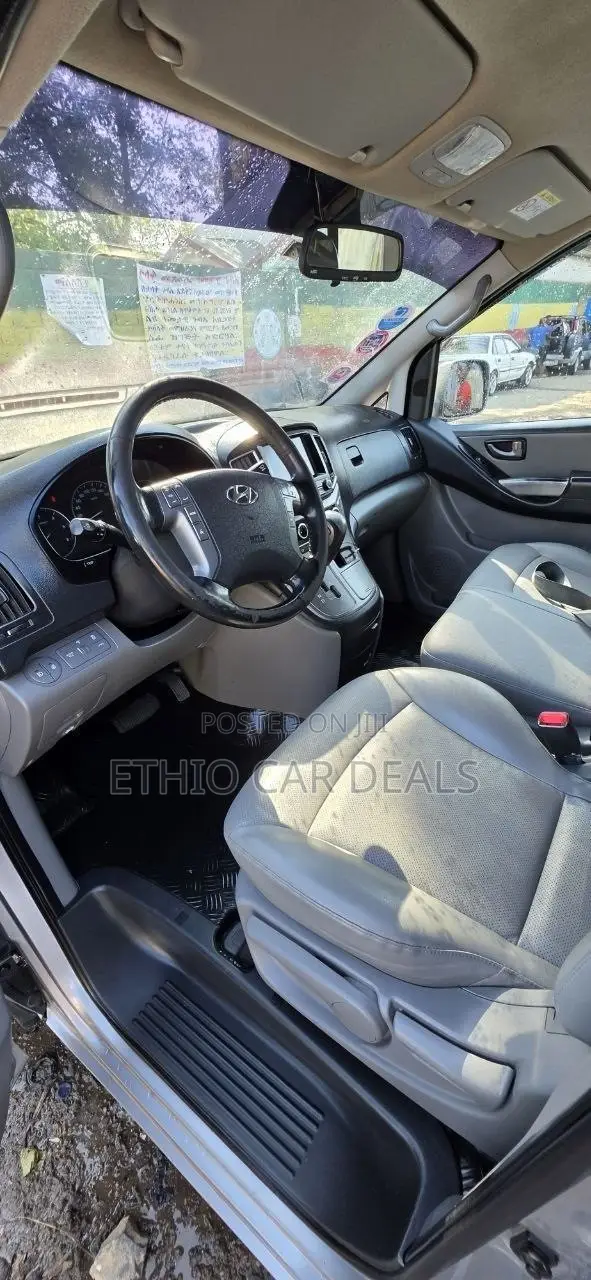 Hyundai Starex 2021 Silver