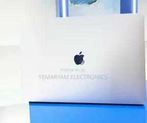 New Laptop Apple MacBook Pro 2019 32GB Intel Core i9 SSD 1T