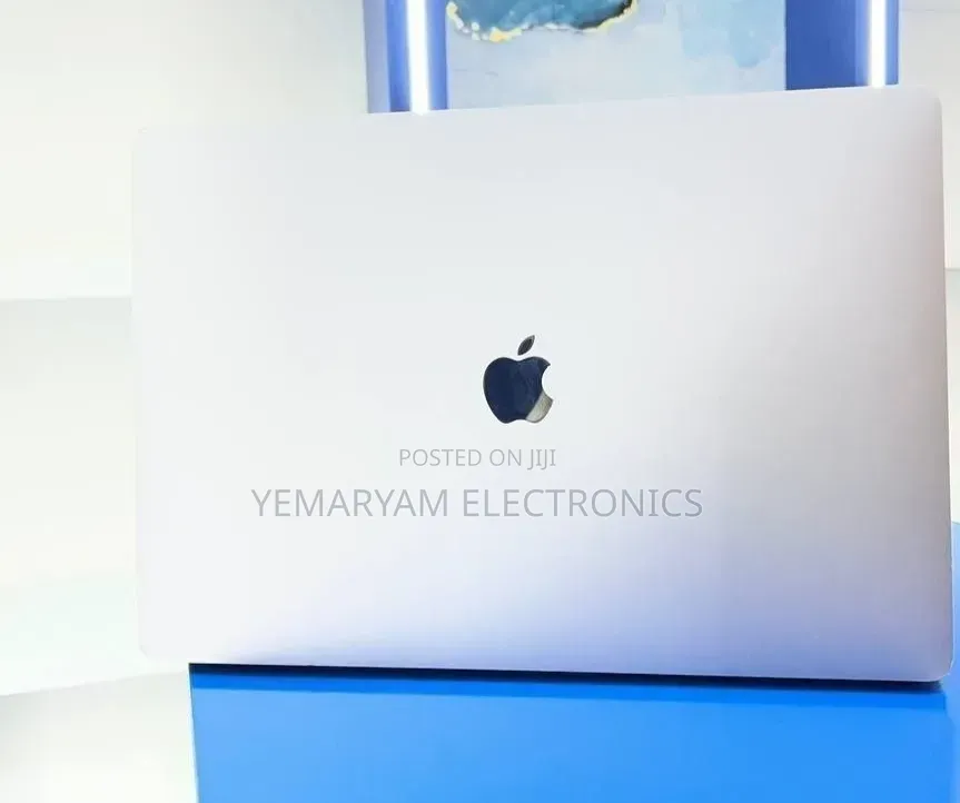 New Laptop Apple MacBook Pro 2019 32GB Intel Core i9 SSD 1T