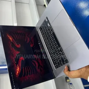New Laptop Apple MacBook Pro 2019 32GB Intel Core i9 SSD 1T