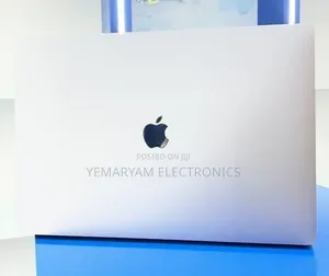 New Laptop Apple MacBook Pro 2019 32GB Intel Core i9 SSD 1T