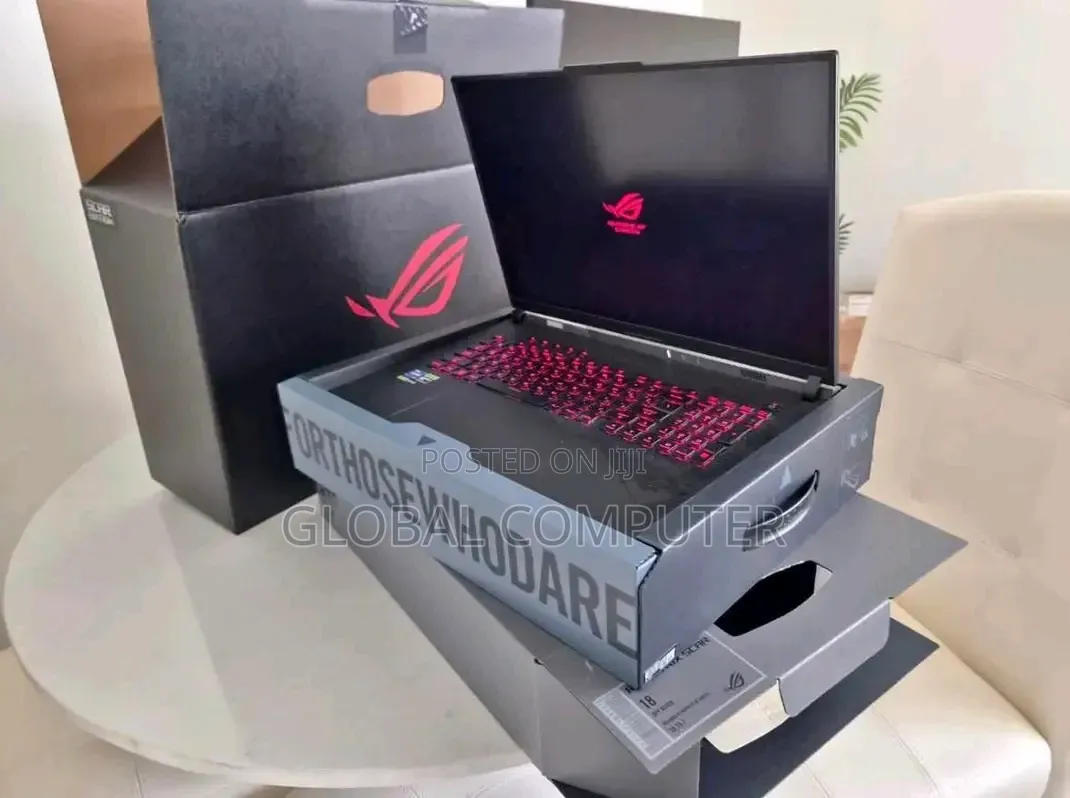 New Laptop Asus ROG Strix G18 32GB Intel Core Ultra 9 SSD 2T