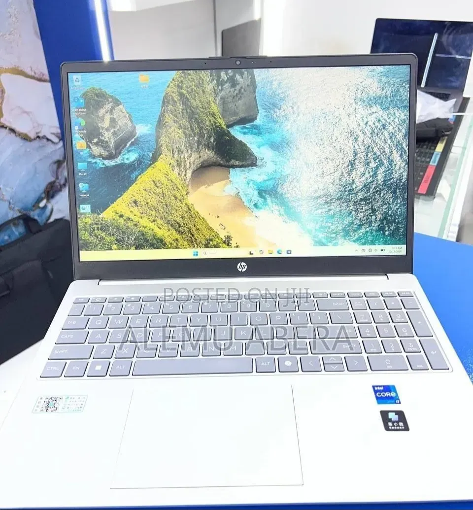 New Laptop HP Stream Notebook 16GB Intel Core i7 SSD 1T