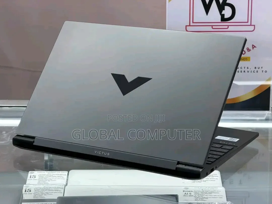 New Laptop HP Victus 16 16GB Intel Core i7 SSD 1T