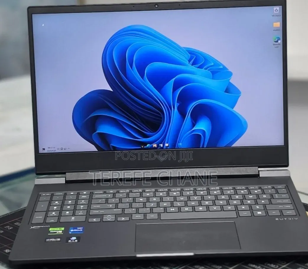 New Laptop HP Victus 16 16GB Intel Core i7 SSD 1T