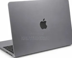 New Laptop Apple MacBook Air 2022 M2 8GB Apple M2 SSD 256GB