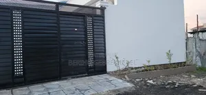 3bdrm House in ኣያት, Bole for sale