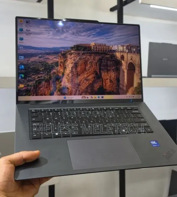 New Laptop Lenovo ThinkPad Yoga 32GB Intel Core i7 SSD 1T