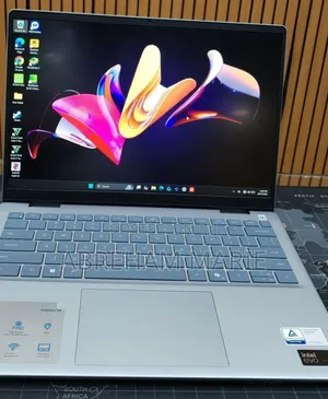 New Laptop Dell Inspiron 14 7440 16GB Intel Core Ultra 7 SSD 1T