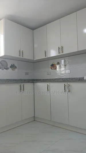 3bdrm Condo in ኮየ ፊቼ, Akaky Kaliti for sale