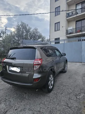 Toyota RAV4 2010