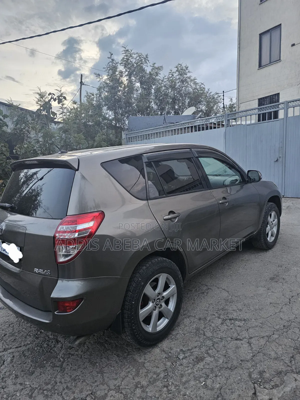 Toyota RAV4 2010