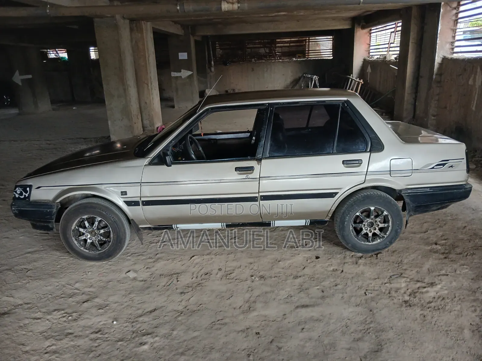 Toyota Corolla 1986 Brown