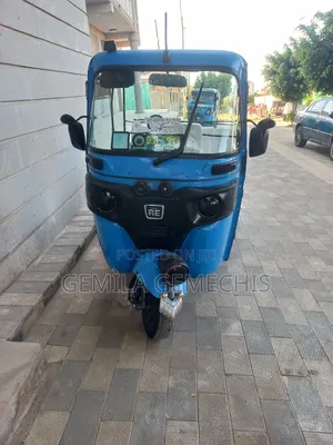 New Bajaj Qute 2023 Blue