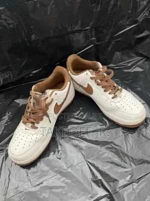 Nike Air Force 1