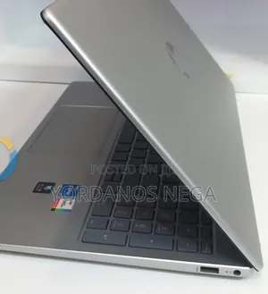 New Laptop HP Stream Notebook 16GB Intel Core i5 SSD 1T