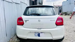 Suzuki Swift 2022 White