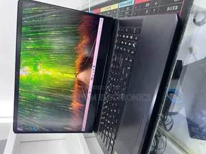 New Laptop MSI GP75 Leopard 16GB Intel Core i7 SSD 512GB