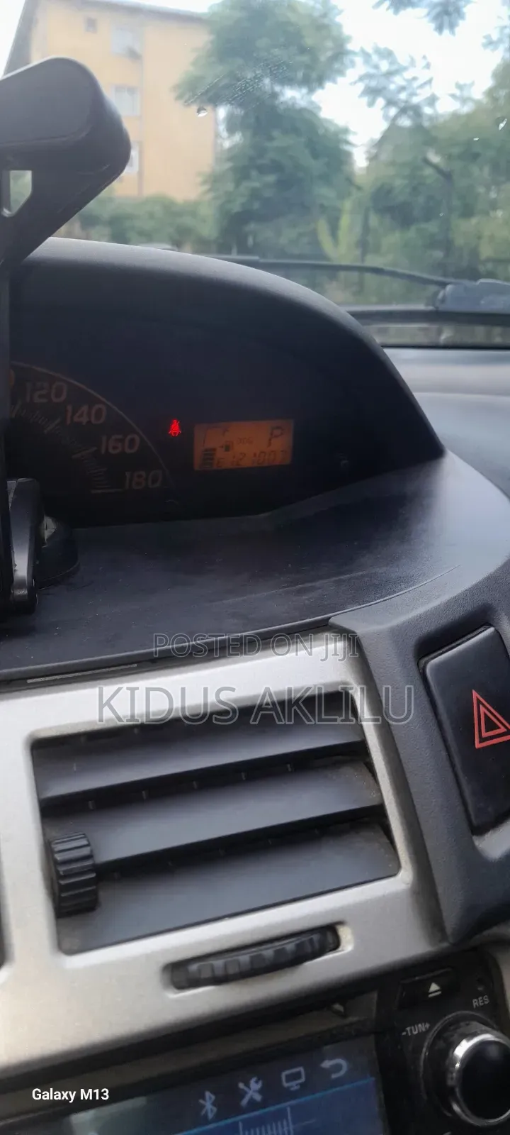 Toyota Yaris 2010 Silver