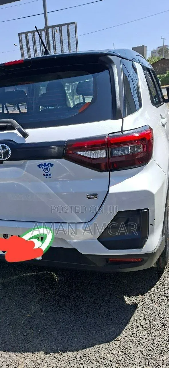 Toyota Raize 2022 White