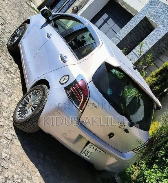 Toyota Yaris 2010