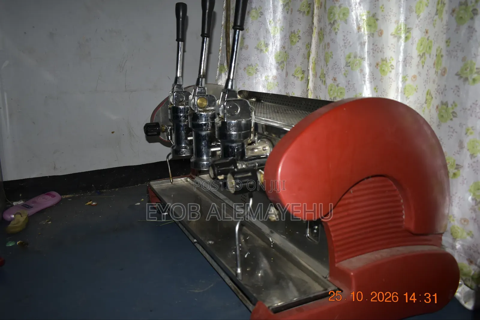 Original La Pavoni Italian Espresso Coffee Machine Description: