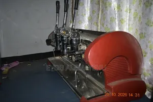 Original La Pavoni Italian Espresso Coffee Machine Description: