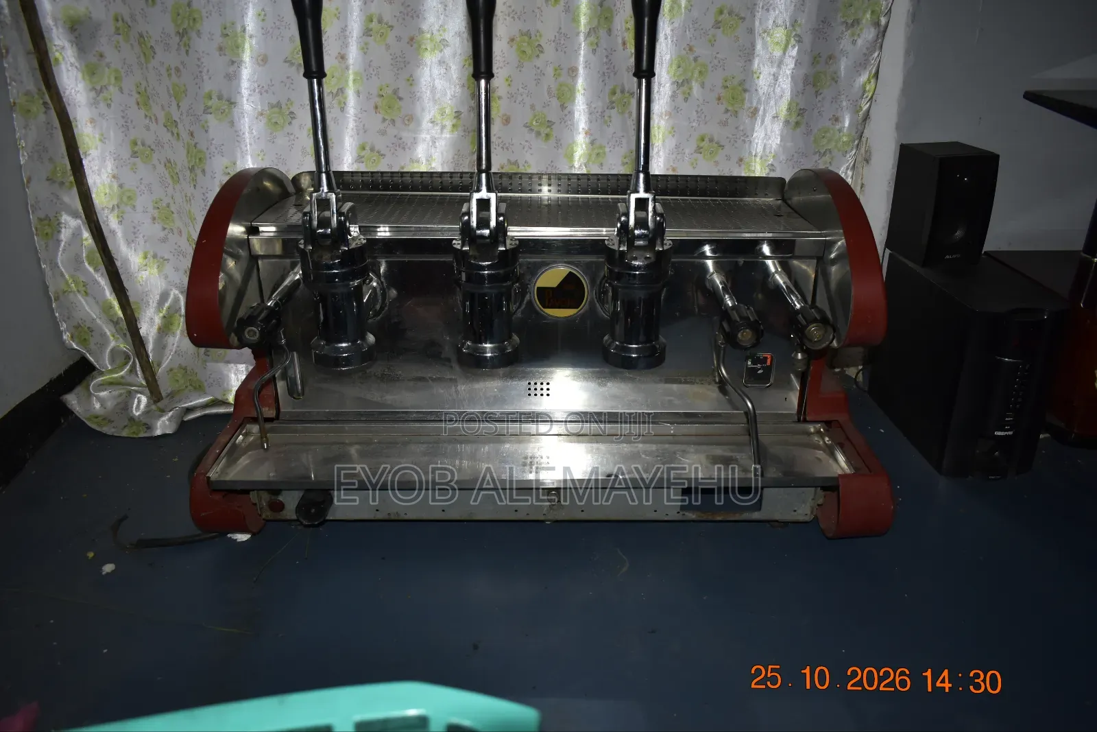 Original La Pavoni Italian Espresso Coffee Machine Description: