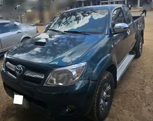 Toyota Hilux 2006 Green