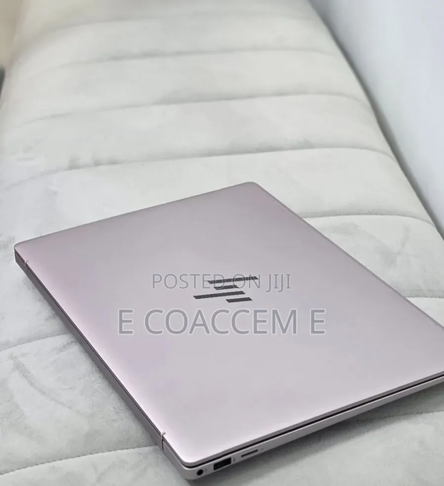 New Laptop HP 14-dq1025cl 16GB Intel Core i5 SSD 1T