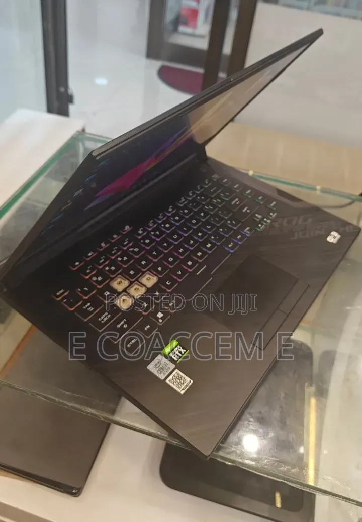 New Laptop Asus ROG Strix G15 16GB Intel Core i7 SSD 512GB