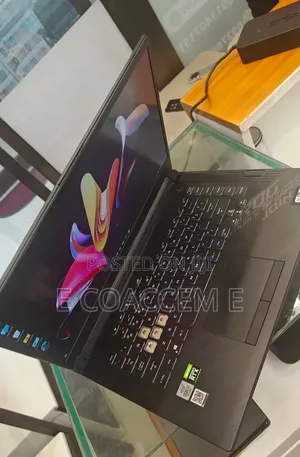 New Laptop Asus ROG Strix G15 16GB Intel Core i7 SSD 512GB