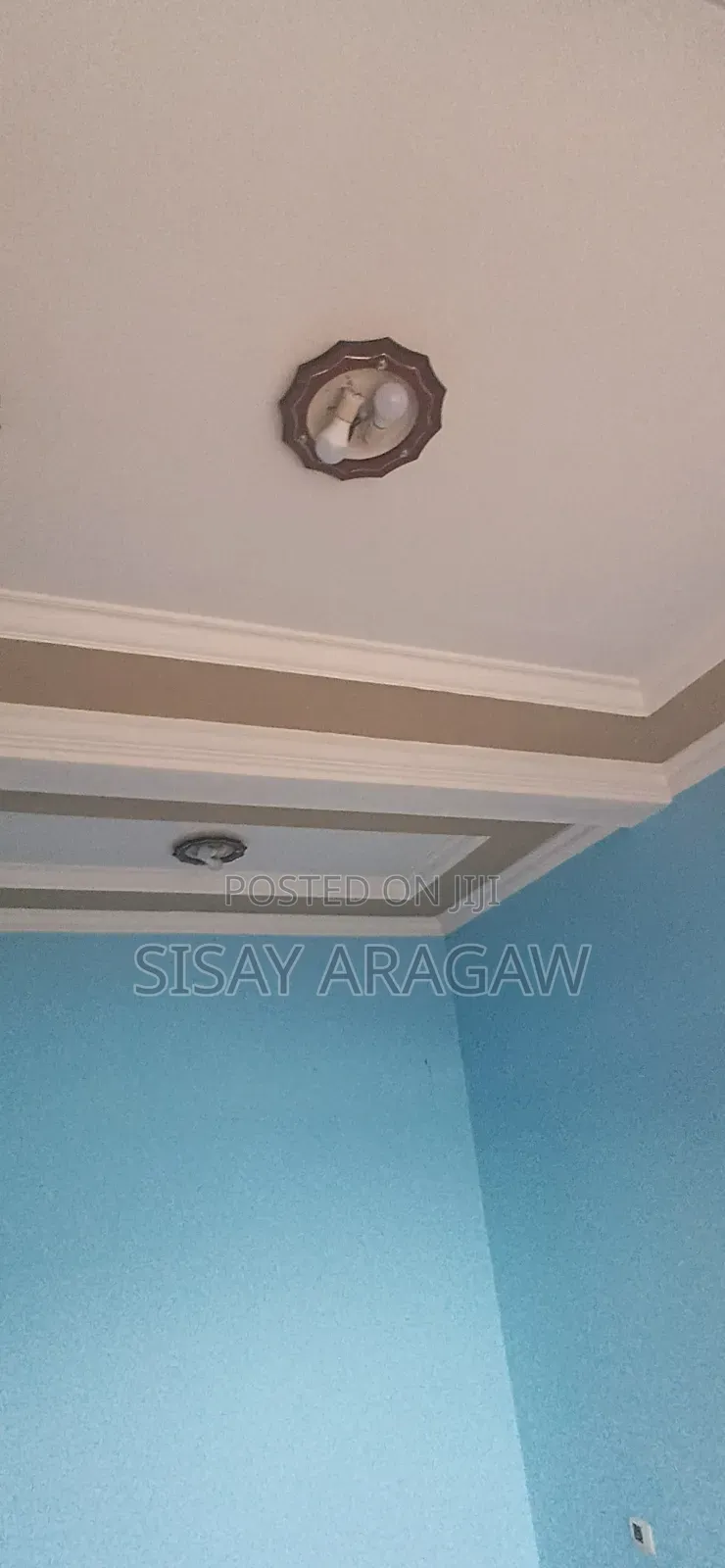 Furnished 5bdrm House in ቤት, Nifas Silk-Lafto for sale