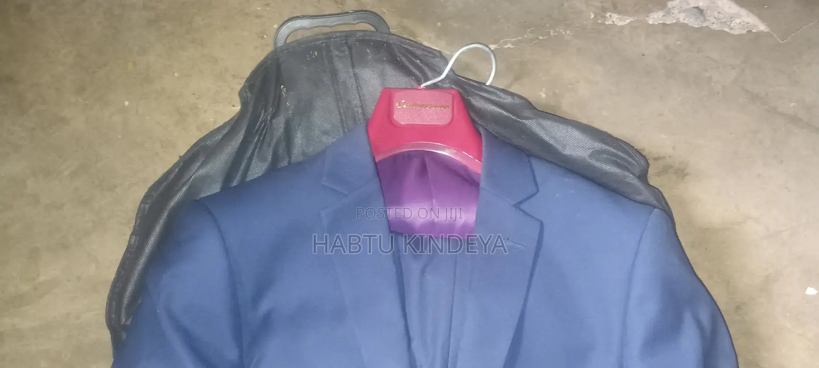 Ambassadir Suit
