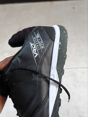 Kipsta ኦርጅናል ብራንድ ጫማ Kipsta Torshin Shoes