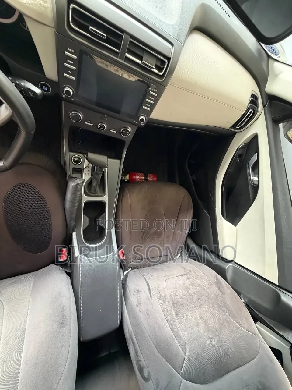 Hyundai Creta 2021 Off white