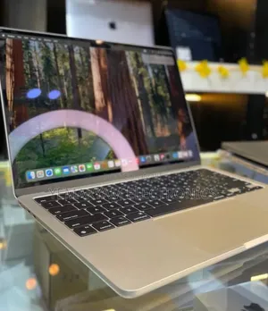 New Laptop Apple MacBook Air 2025 M4 16GB Apple M4 SSD 512GB
